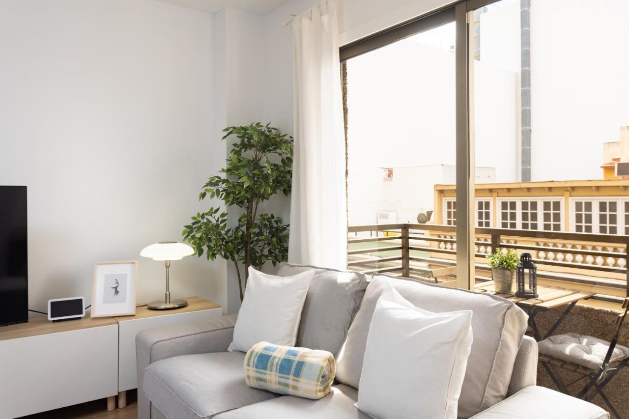 Home2book Design Black & White Cruz Apartament *